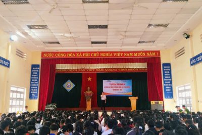 TUYÊN TRUYỀN AN TOÀN GIAO THÔNG VÀ PHÒNG CHỐNG MA TÚY HỌC ĐƯỜNG CHO HỌC SINH TRƯỜNG PTDTNT THPT TU MƠ RÔNG