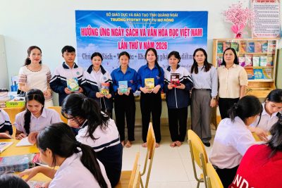 NGOẠI KHOÁ  “HÀNH TRÌNH ÁNH SÁNG TRI THỨC” TẠI TRƯỜNG PTDTNT THPT TU MƠ RÔNG